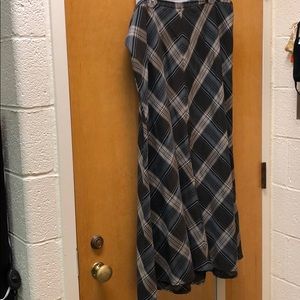 Plus Size Plaid Maxi Skirt